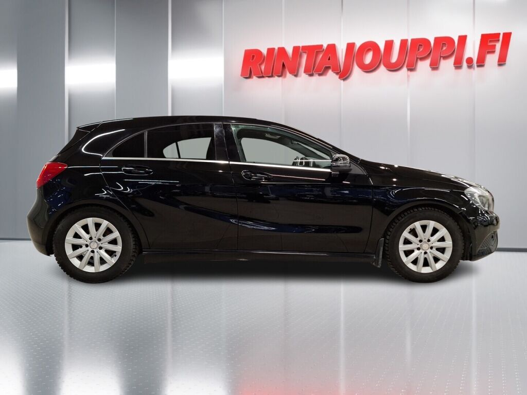 Mercedes-Benz A 2013 Musta