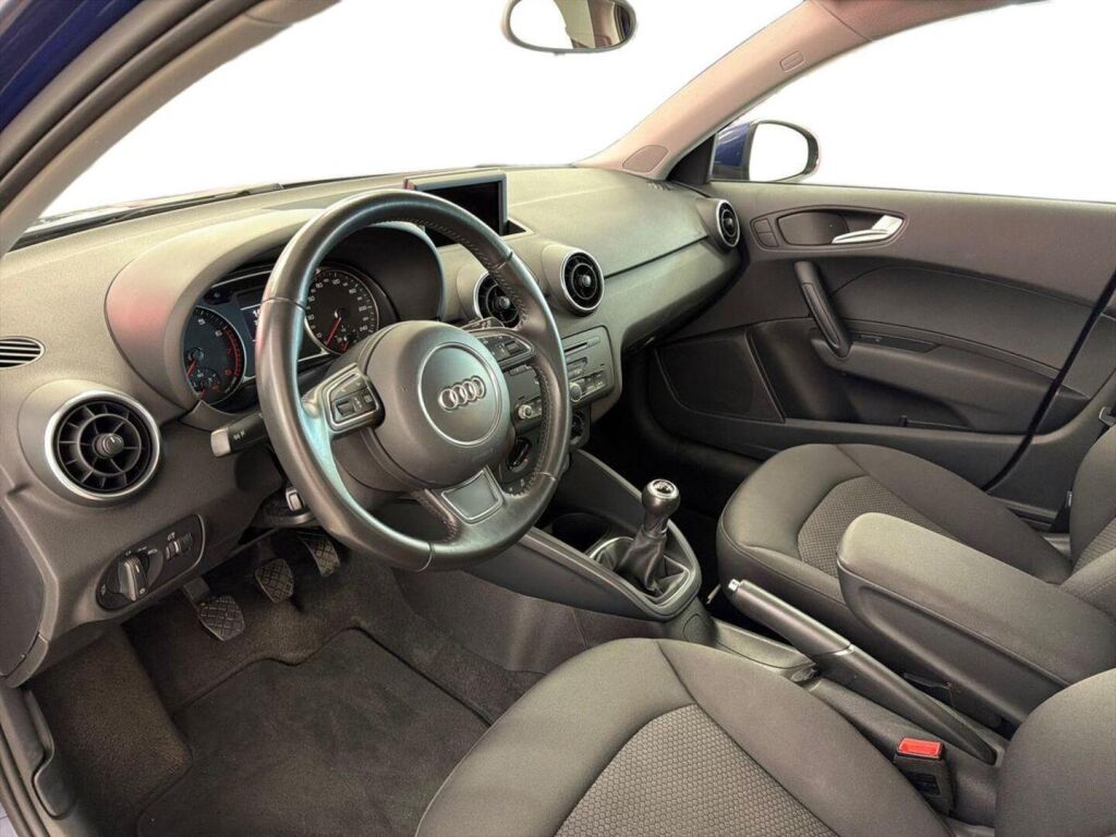 Audi A1 2014 Sininen