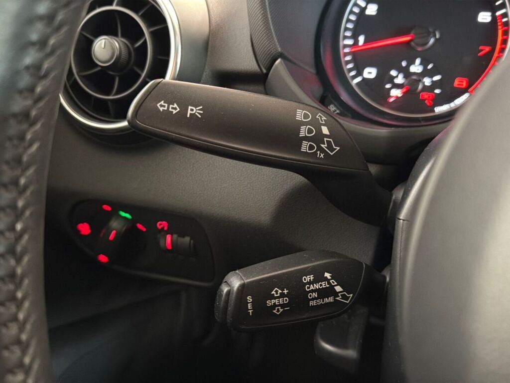 Audi A1 2014 Sininen