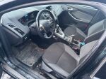 Ford Focus 2013 Musta