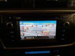 Toyota Auris 2013 Punainen