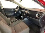Toyota Auris 2013 Punainen