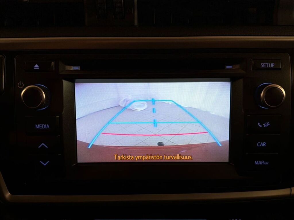 Toyota Auris 2013 Punainen
