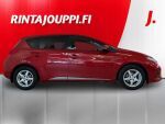 Toyota Auris 2013 Punainen