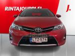 Toyota Auris 2013 Punainen