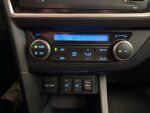 Toyota Auris 2013 Punainen