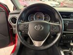 Toyota Auris 2013 Punainen