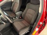 Toyota Auris 2013 Punainen
