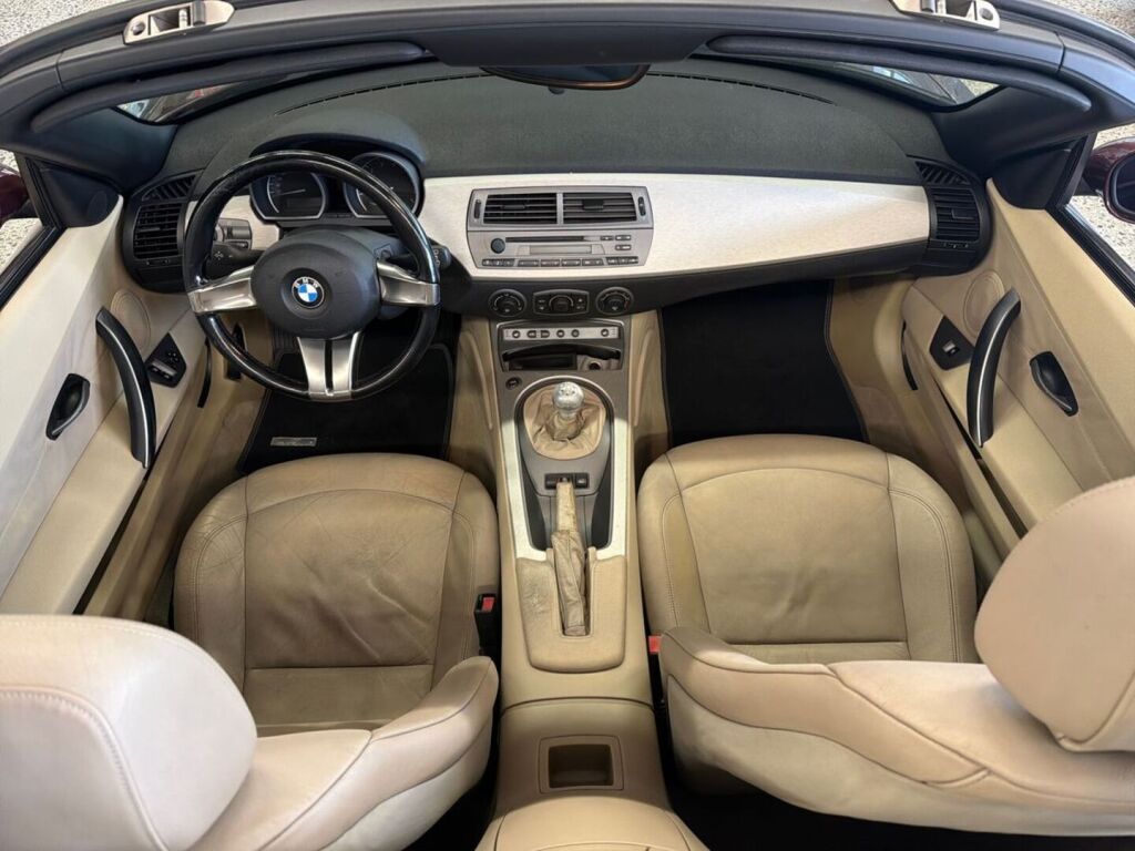 BMW Z4 2003 Violetti
