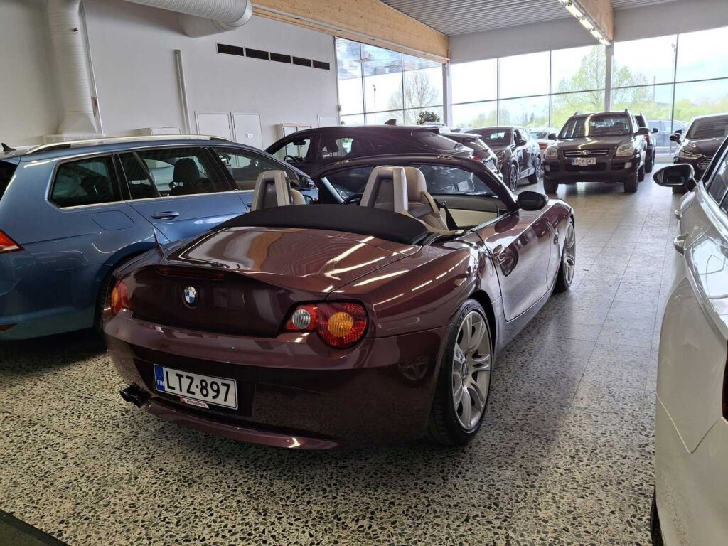 BMW Z4 2003 Violetti