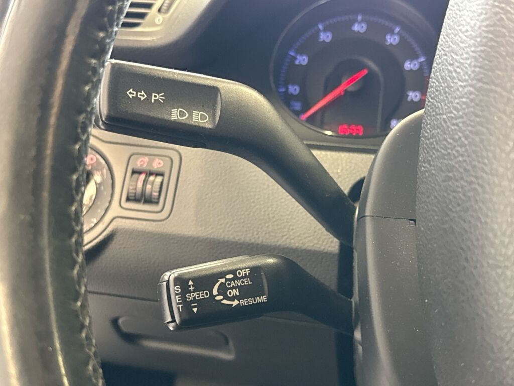 Volkswagen Passat Variant 2006 Musta