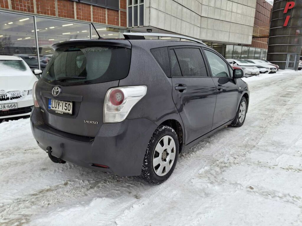 Toyota Verso 2010 Harmaa