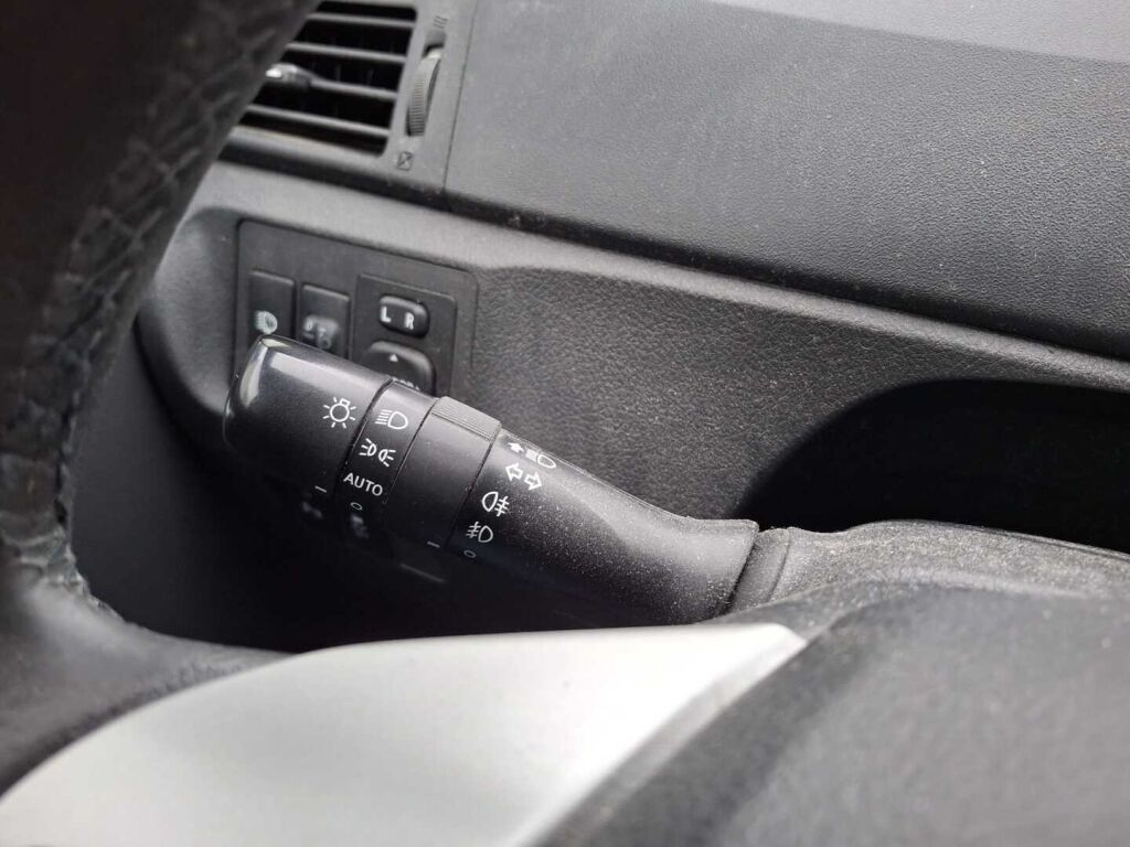 Toyota Verso 2010 Harmaa