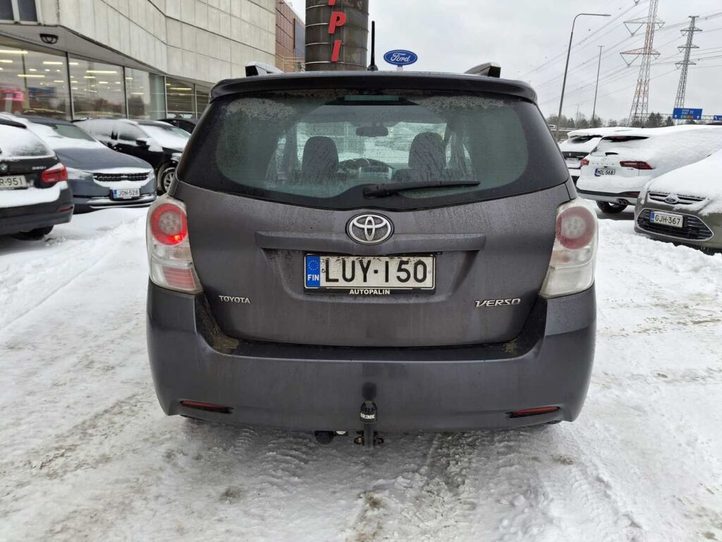 Toyota Verso 2010 Harmaa