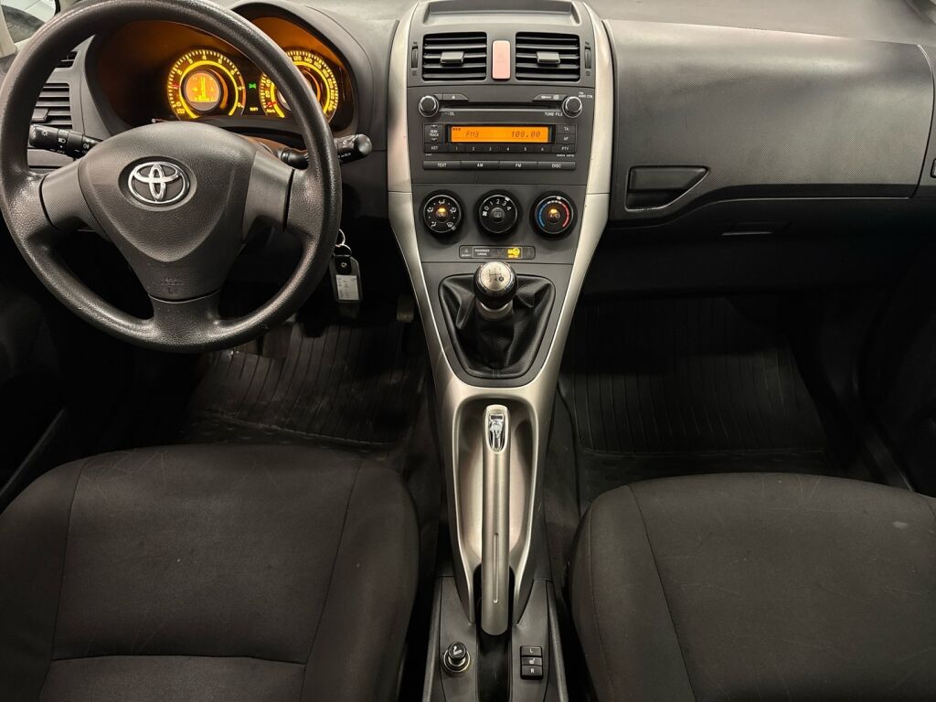 Toyota Auris 2008 Harmaa