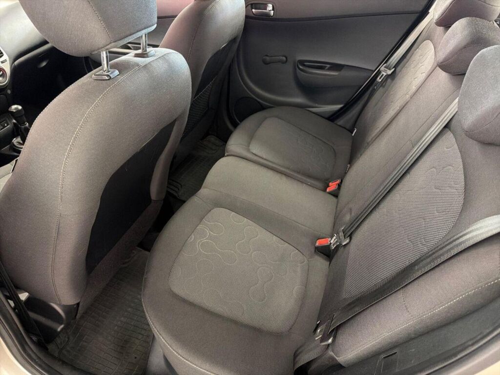 Hyundai i20 2010 Hopea