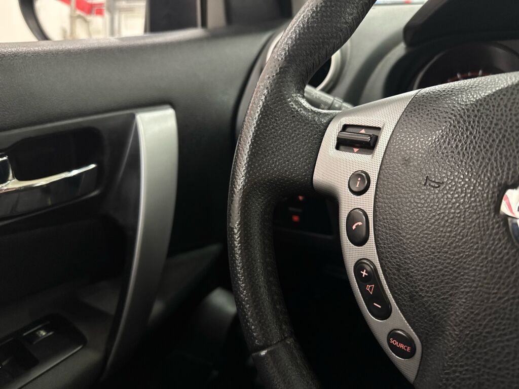 Nissan Qashqai 2007 Musta