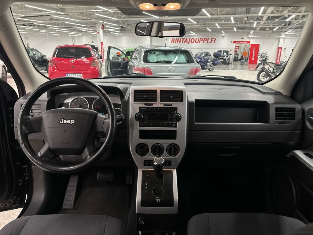 Jeep Patriot 2009 Musta