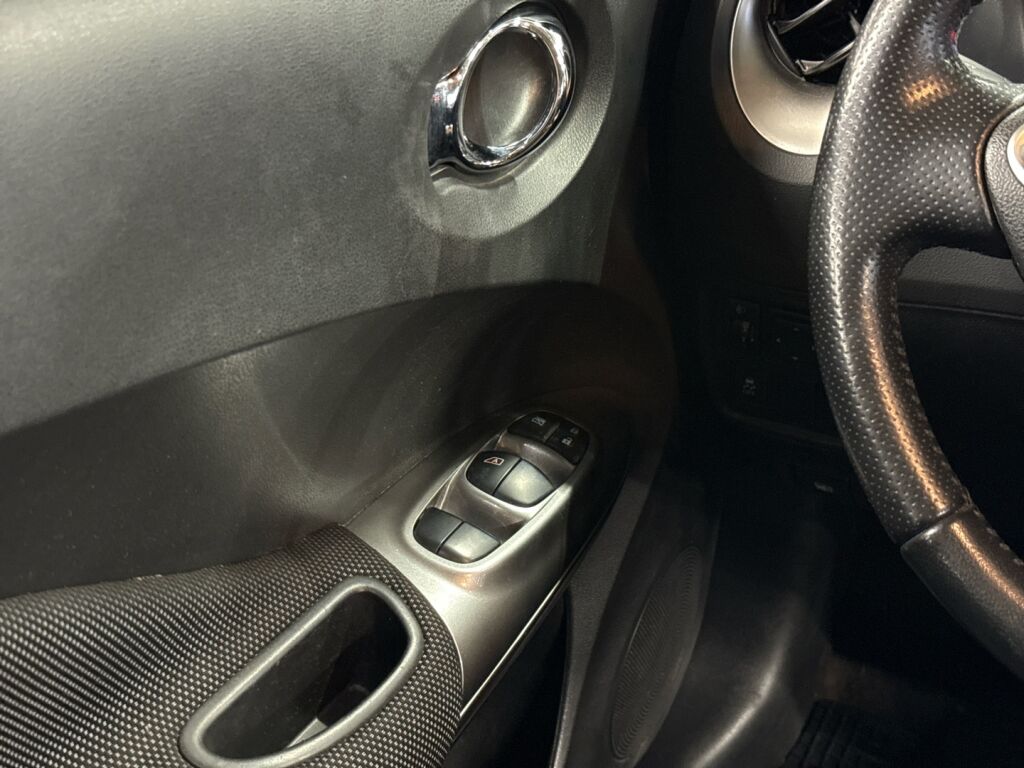 Nissan Juke 2013 Sininen