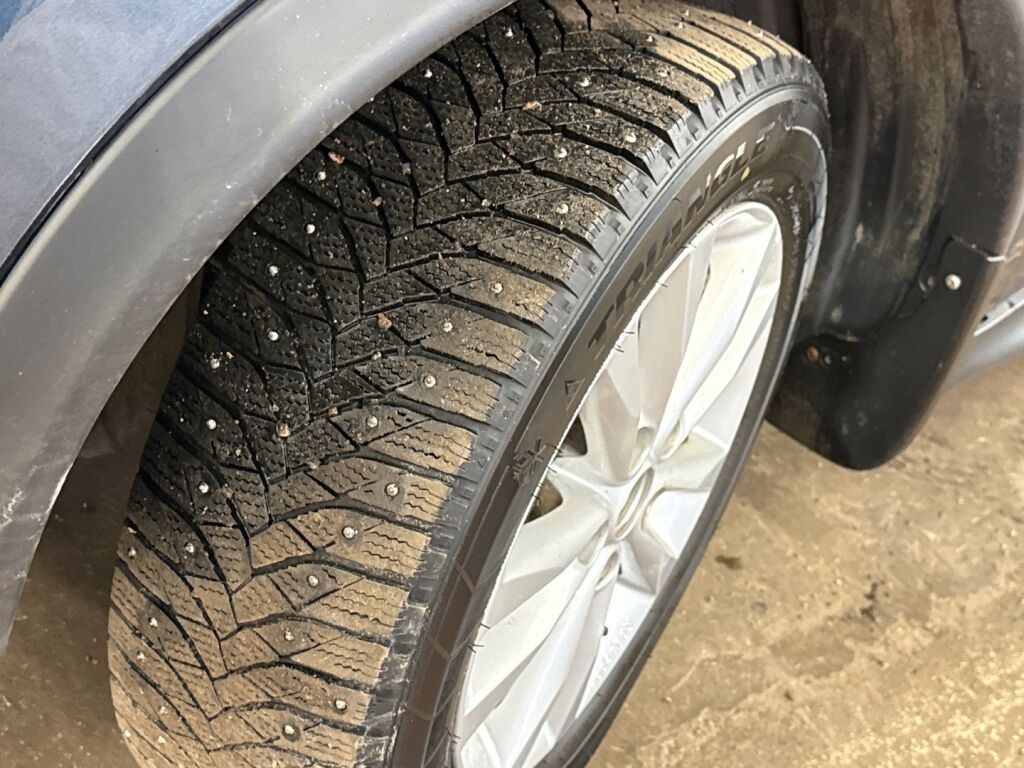 Nissan Juke 2013 Sininen