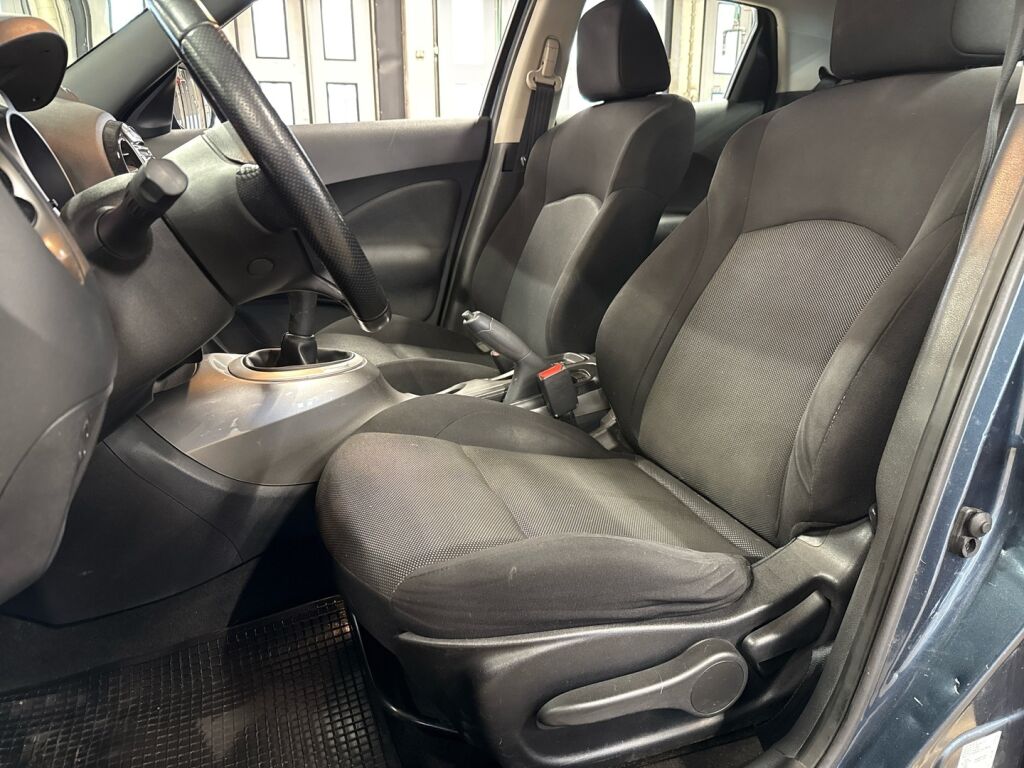 Nissan Juke 2013 Sininen