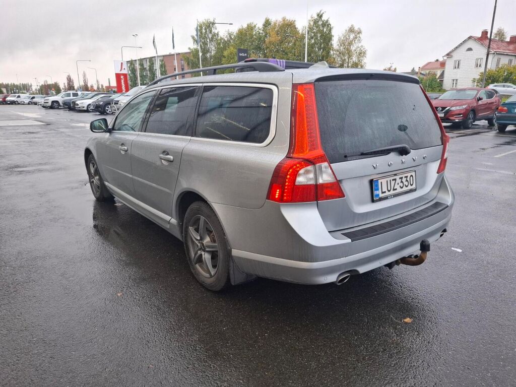 Volvo V70 2013 Harmaa