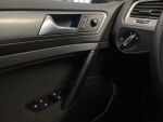 Volkswagen Golf 2014 Punainen