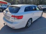 Toyota Avensis 2013 Valkoinen
