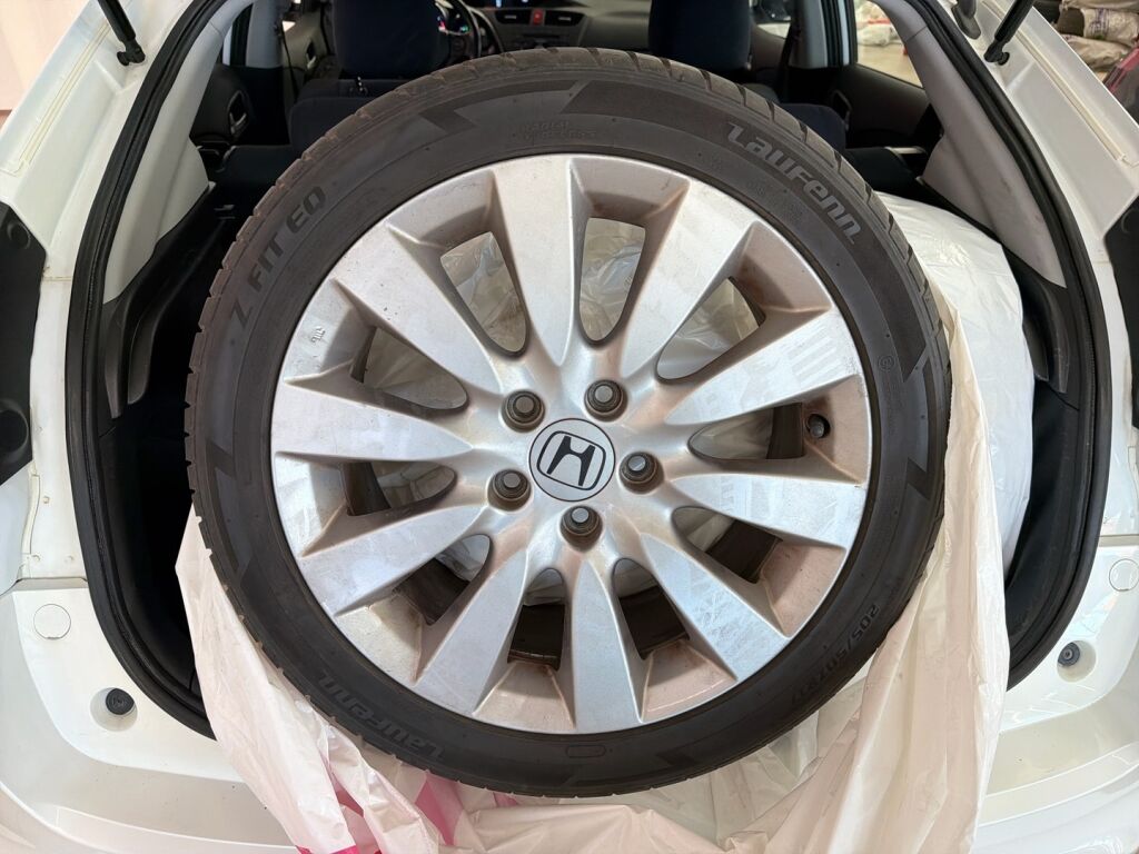 Honda Civic 2013 Valkoinen