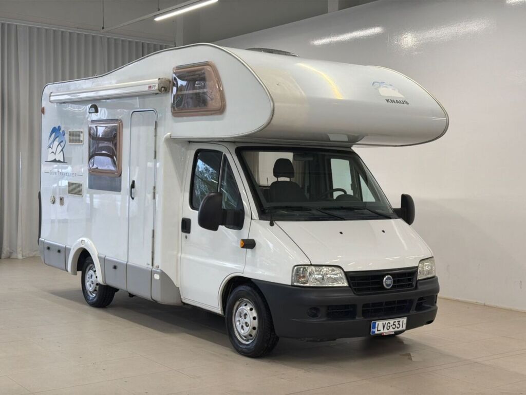 Knaus SUN TRAVELLER 555 2004 Valkoinen