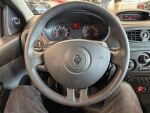 Renault Clio 2006 Punainen