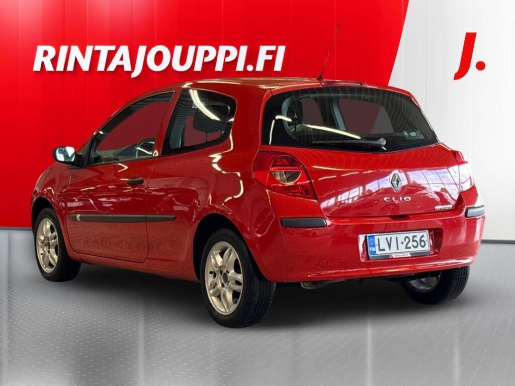 Renault Clio 2006 Punainen