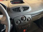 Renault Clio 2006 Punainen