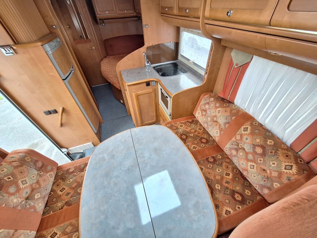 Rapido 7099F 2006 Valkoinen