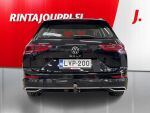 Volkswagen Golf 2024 Musta