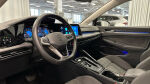 Volkswagen Golf 2024 Musta