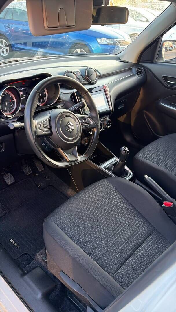 Suzuki Swift 2024 Valkoinen