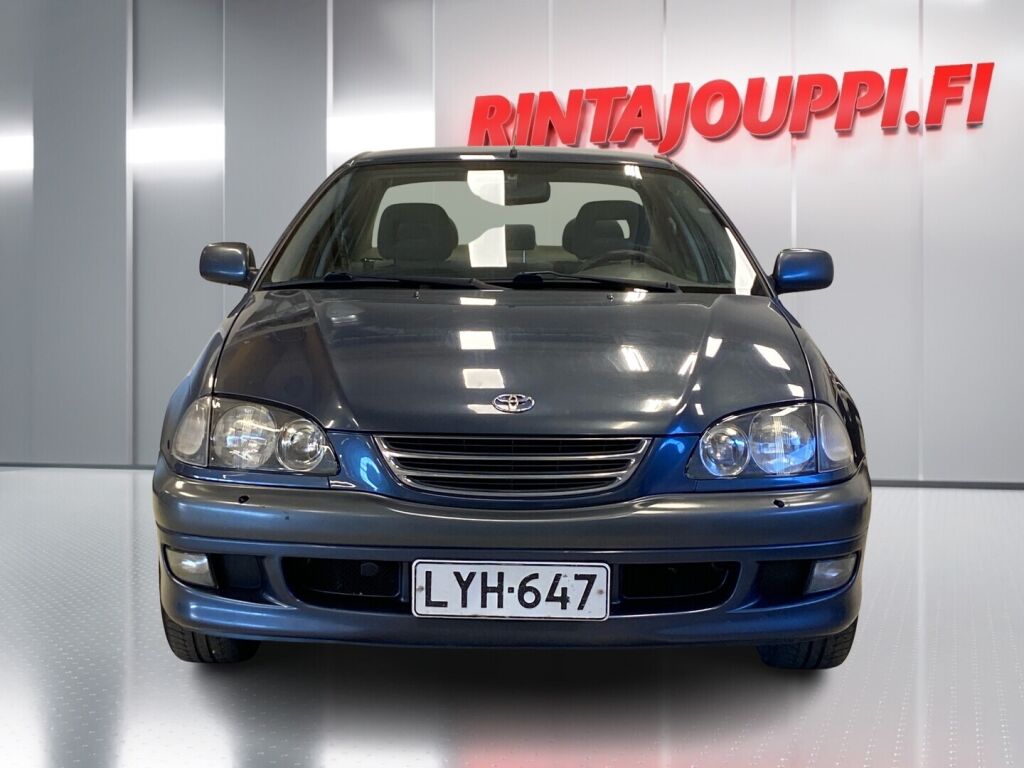 Toyota Avensis 2000 Sininen
