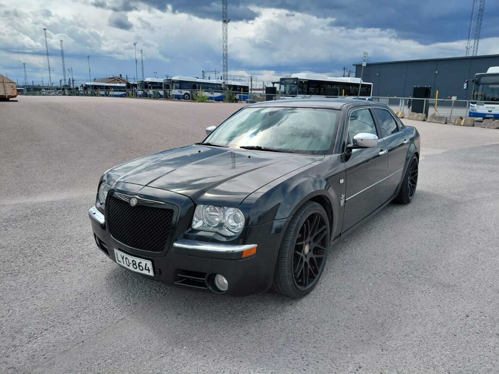 Chrysler 300C 2008 Musta