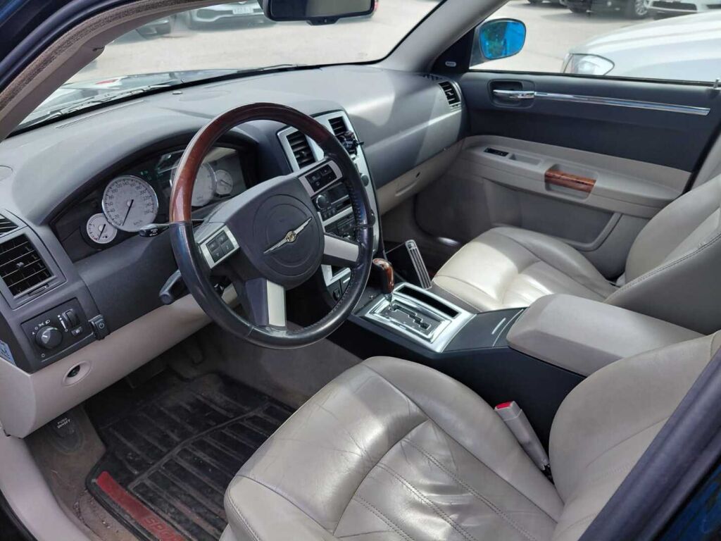 Chrysler 300C 2008 Musta