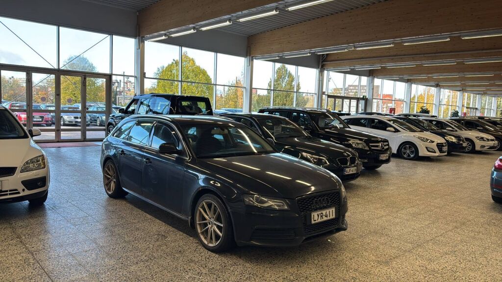 Audi A4 2009 Musta