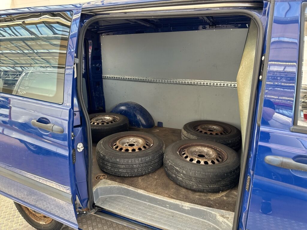 Mercedes-Benz Vito 2008 Sininen