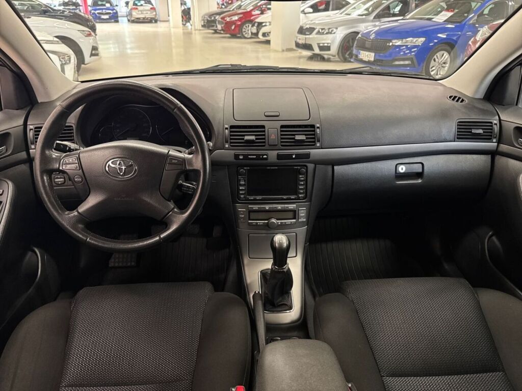 Toyota Avensis 2008 Harmaa