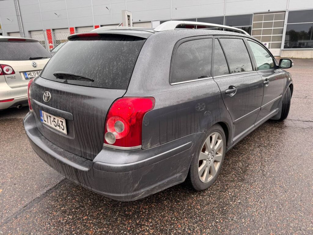 Toyota Avensis 2008 Harmaa