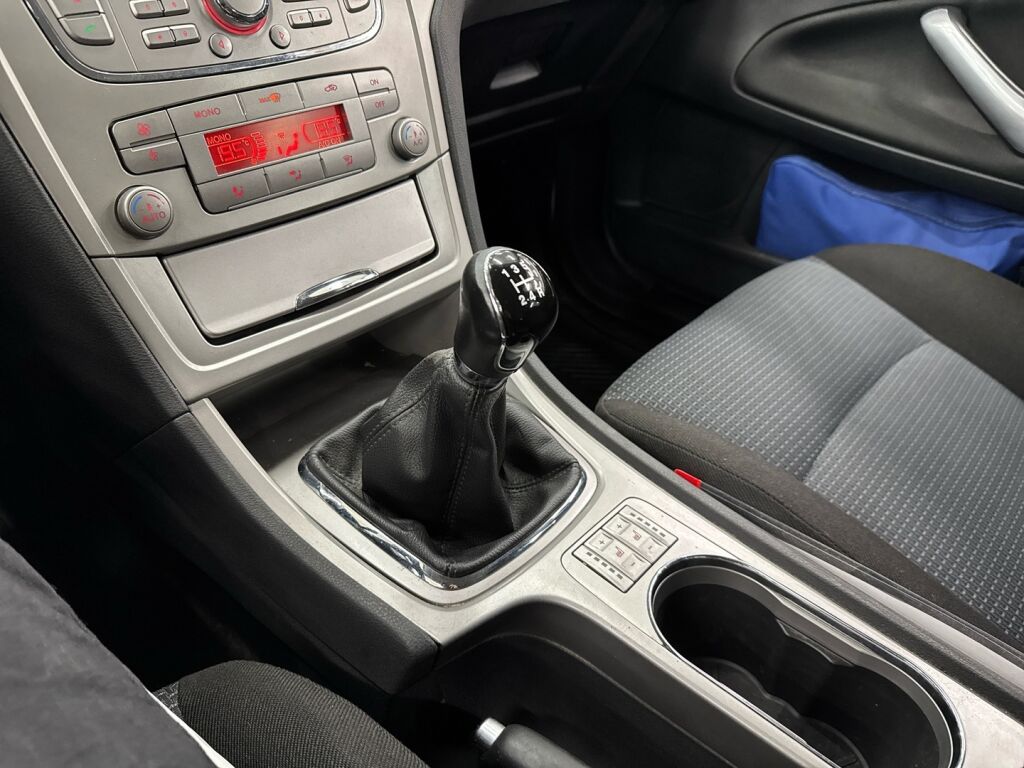 Ford Mondeo 2008 Valkoinen