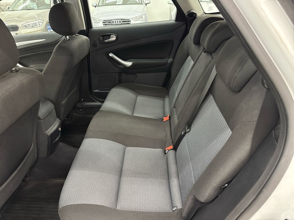 Ford Mondeo 2008 Valkoinen