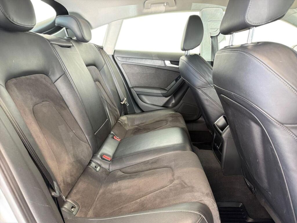 Audi A5 2010 Hopea