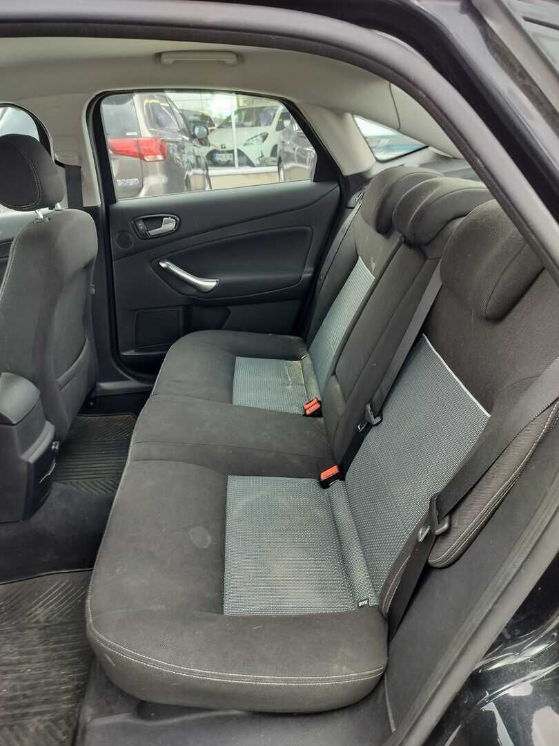 Ford Mondeo 2009 Musta