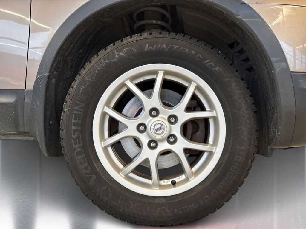 Nissan Qashqai+2 2009 Ruskea (beige)