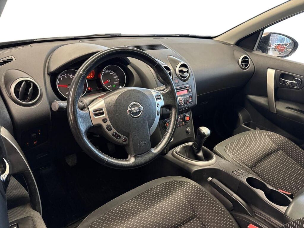 Nissan Qashqai+2 2009 Ruskea (beige)